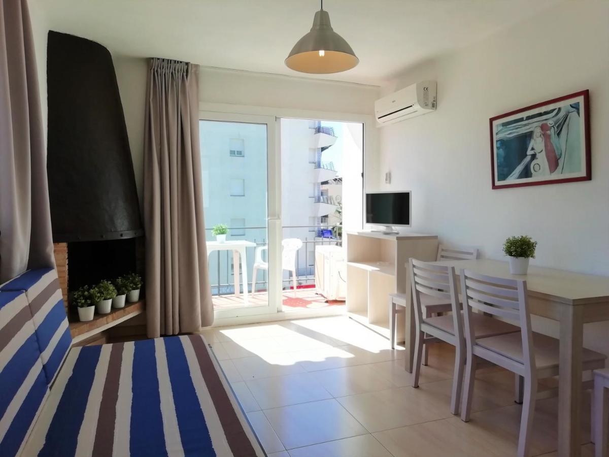 ל'אסטרטיט Trill Noray Apartamentos מראה חיצוני תמונה