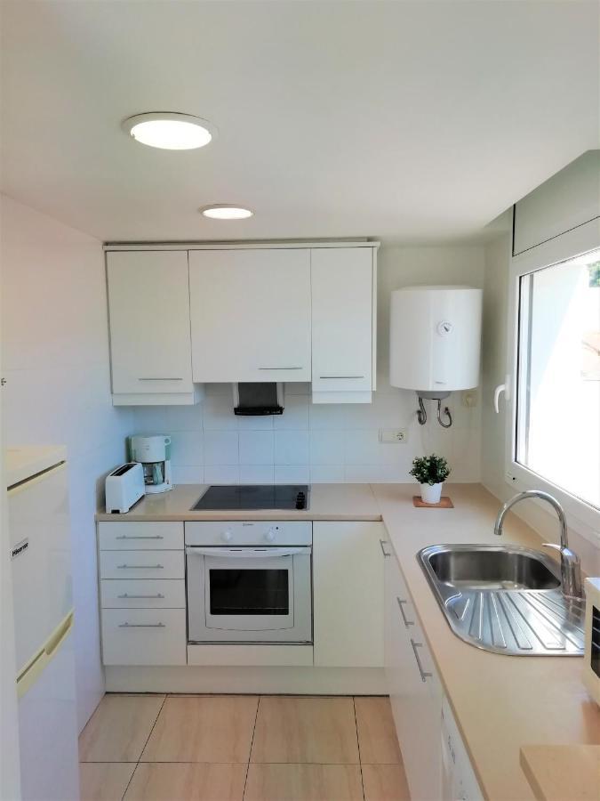 ל'אסטרטיט Trill Noray Apartamentos מראה חיצוני תמונה